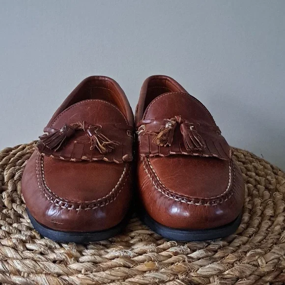 Allen‎ Edmonds Mens Nashua Brown Leather Tassel Loafers Black Rubber Soles S-12 Loafers & Slip-Ons